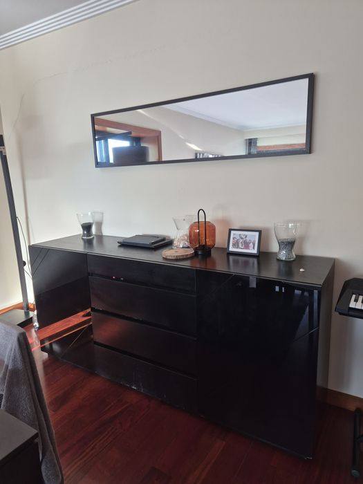 Aparador madeira maciça mais espelho