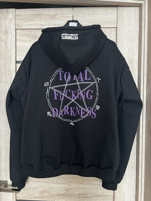 Zip-Hoodie Vetements Total Fucking Darkness: 3 800 грн. - Худи