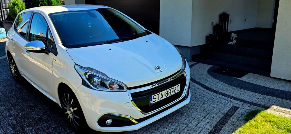 Peugeot 208 Krajowy ,bezwypadkowy,mały przebieg,właścicel