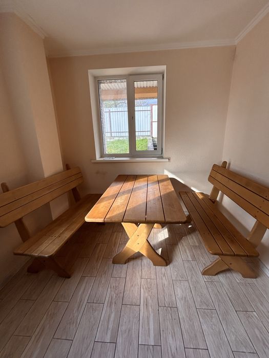 Продаж котеджу з готовим бізнесом