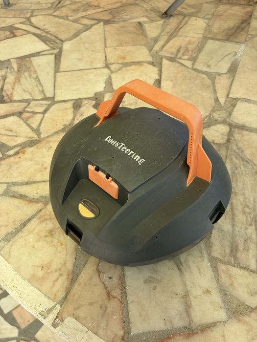Robot limpeza piscina