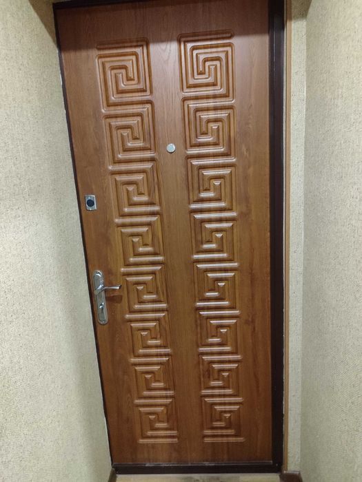 Продам квартиру з гарним ремонтом. Торг