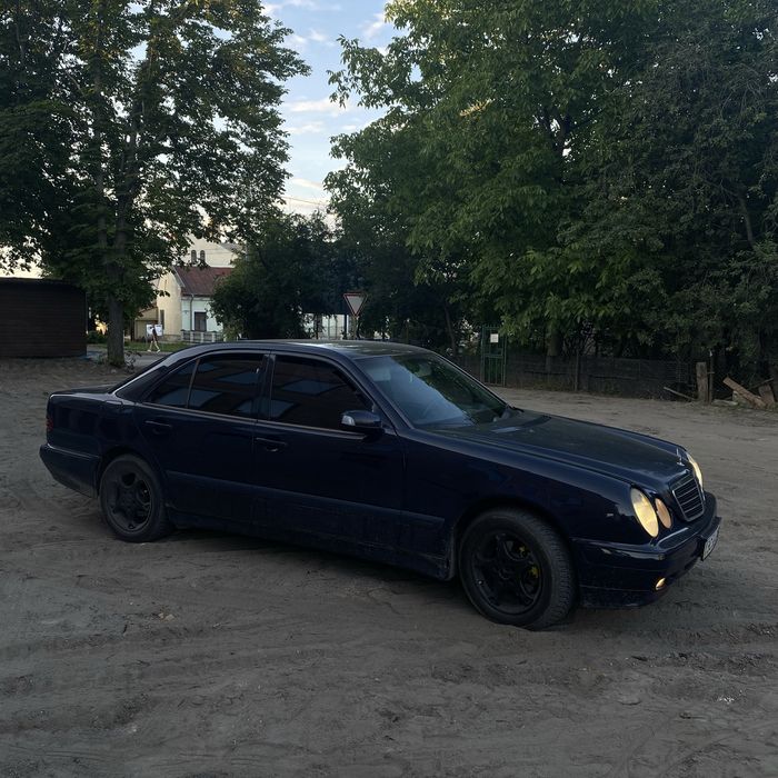 W210 e200cdi 1999р 2.2 автомат