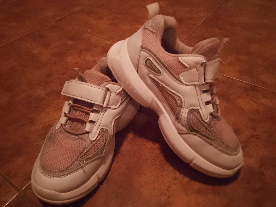 Buty adidasy na dziewczynkę jak nowe rozm.29