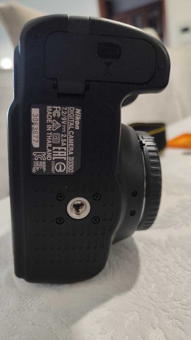 Nikon D3300 com 5240 Disparos (somente o corpo)