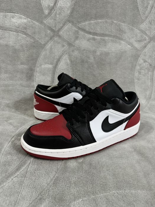 Nike Air Jordan 1 Retro Low Bred Toe Red Black White Sneakers 43 buty sportowe sneakersy