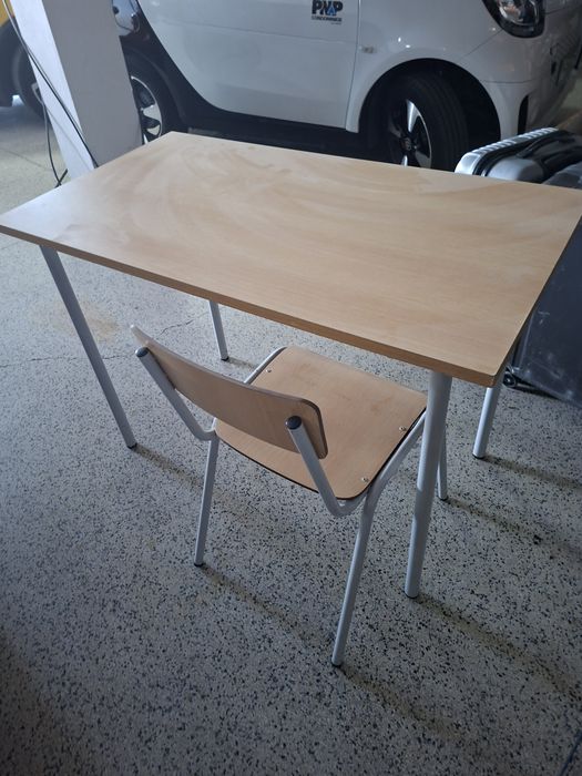Mesas com cadeiras