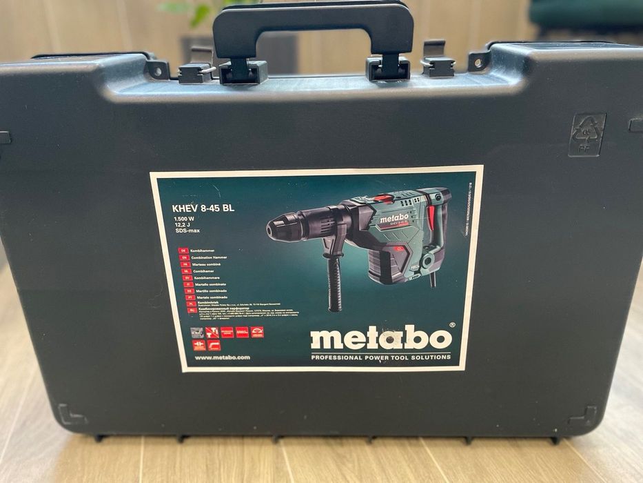Перфоратор фірми (Metabo) модель KHEV  8-45. BL .