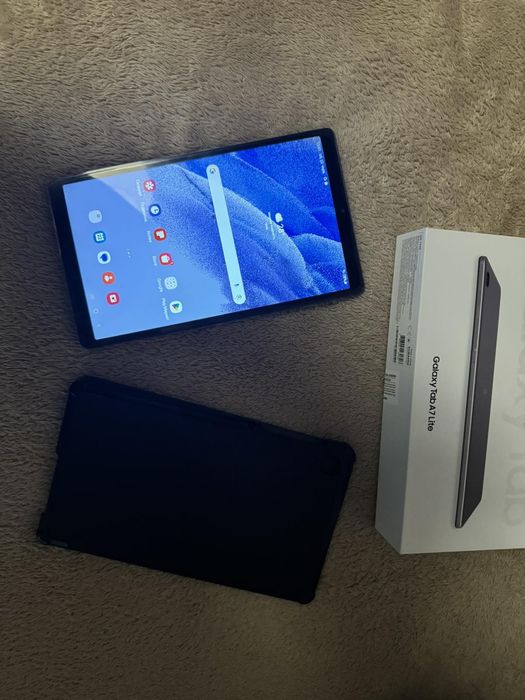 Планшет самсунг Galaxy Tab A7 Lite, планшет ще на гарантії.