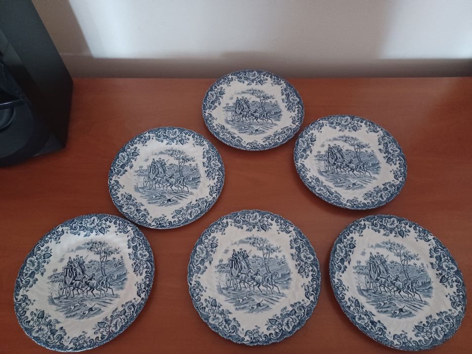 6 Johnson Brothers Dinner Plates - Coaching Scenes430851796784926724
