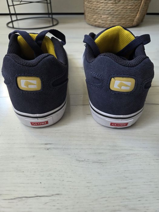 Buty GLOBE Encore-2 Navy/Pale Yellow r. 38.5 (24.5 cm) Nowe