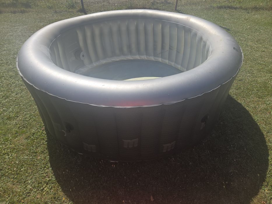 Sprzedam jacuzzi
