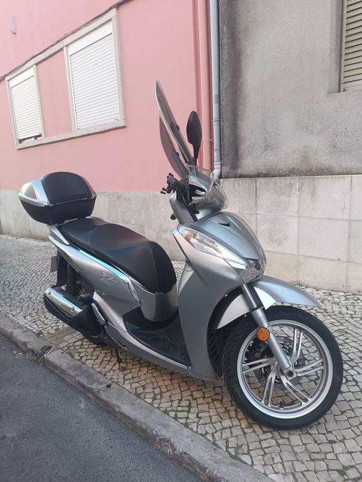 Honda SH  300i