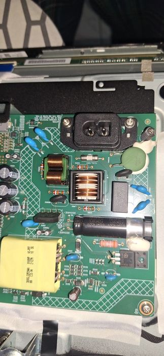 UE32T4002AK moduły z TV Samsunga 715GA898-C01-000-004K zasilacz+main.