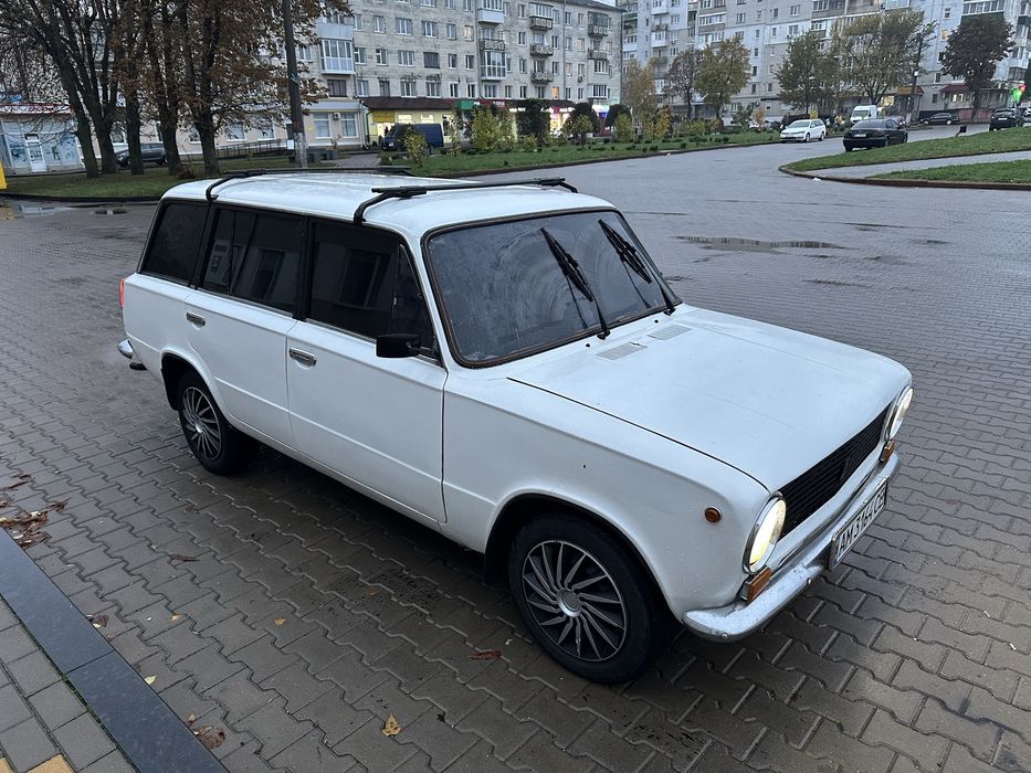 продам жигулі 2102