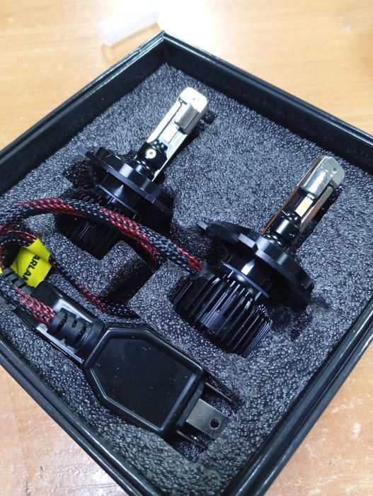 Лед лампи H4 8000LM