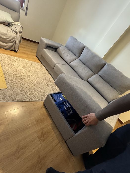 Sofá 3 lugares com chaise longue
