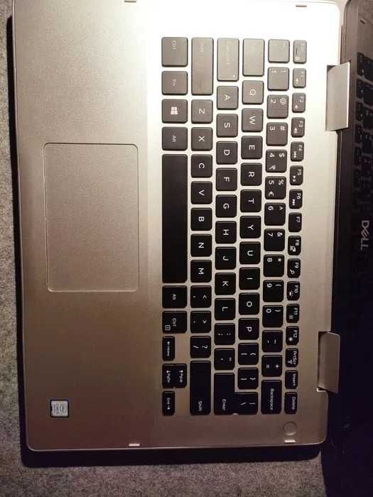 Dell Inspiron 5482 i5-8265U ram 8GB 2dyski 256gb ssd+1000gb sys: Win10