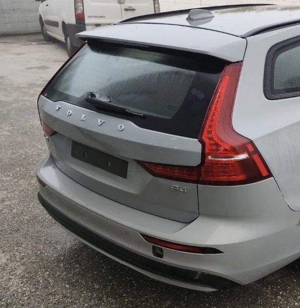 Volvo xc 60 2021 - Separador de carga em rede  Novo