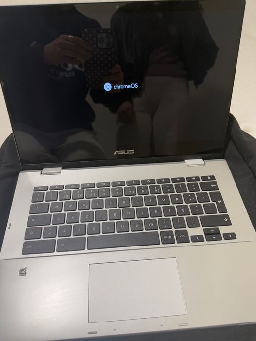 Computador portátil asus