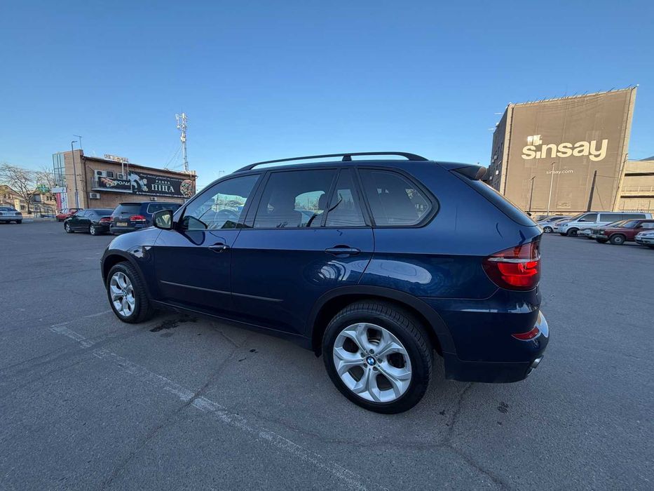 Продам BMW X5 E70 30D Торг