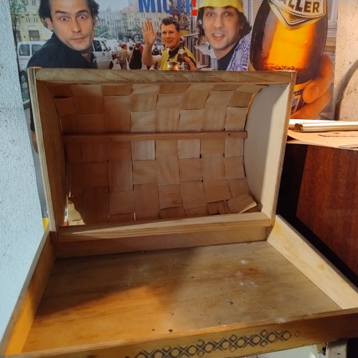 Хлібниця , дерев'яна