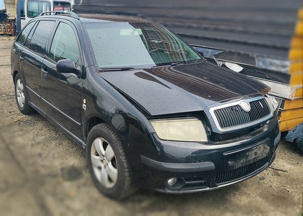 Skoda Fabia combi maska