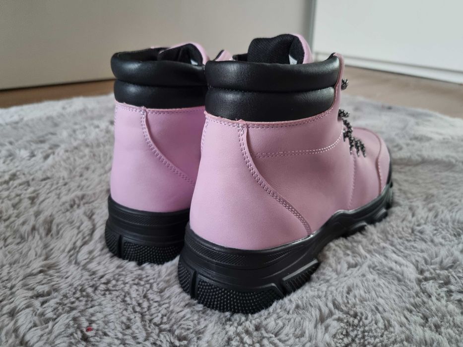 Buty dla dziewczynki wiosenne Reserved