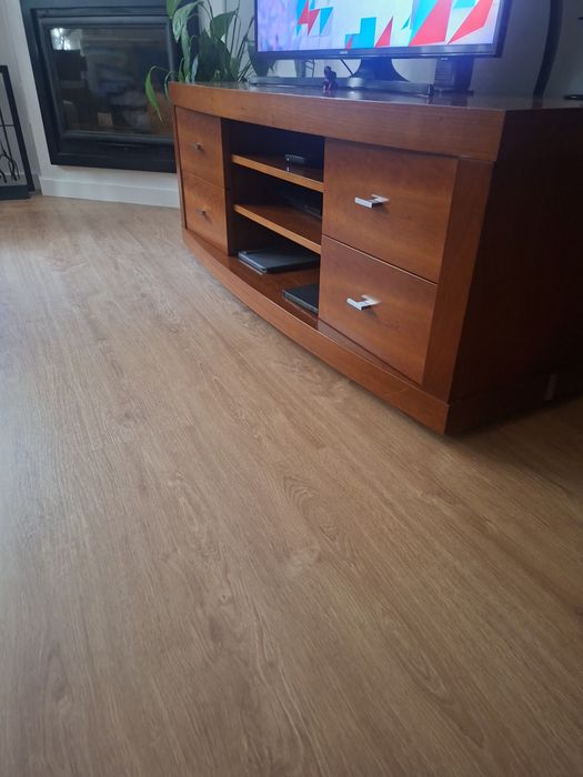 Vendo móvel TV em ótimo estado