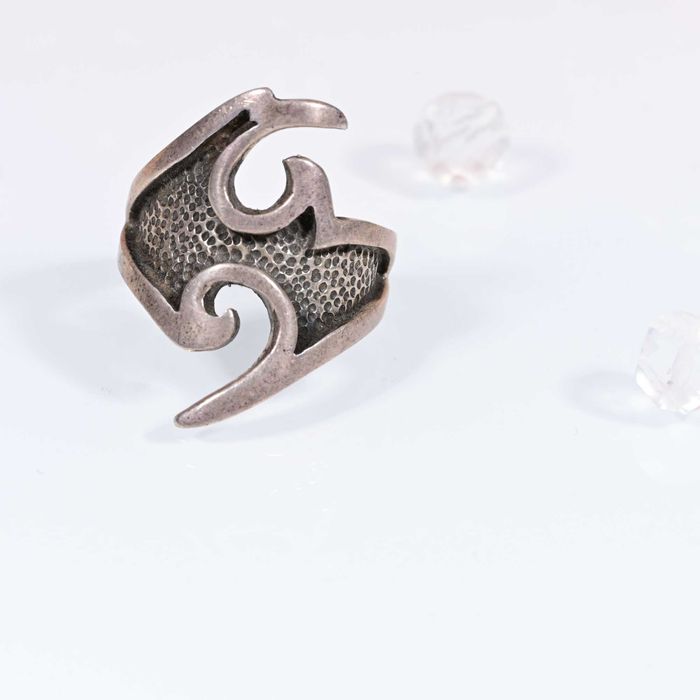 Pierścionek srebro 925