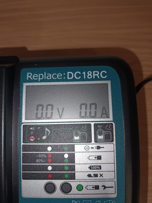 Carregador de Baterias Lítio-ion Makita 

BL1860B "Makita"