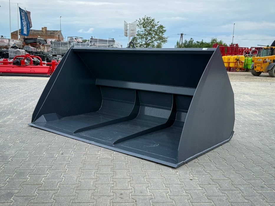 Łycha do ładowarki 2,2–2,4 m / pojemność 1,2–2,2 m³