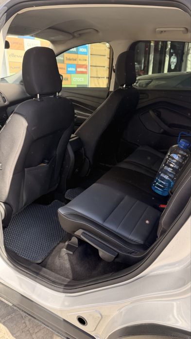 Продам машину ford escape 2017