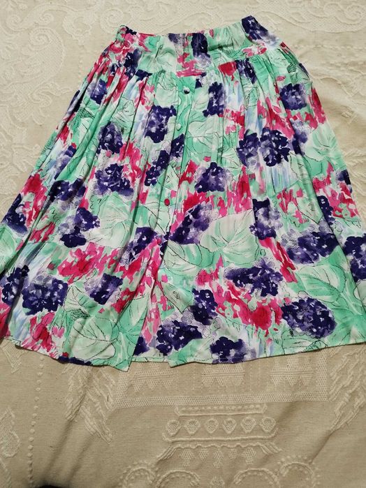 Saias com tecidos de qualidade