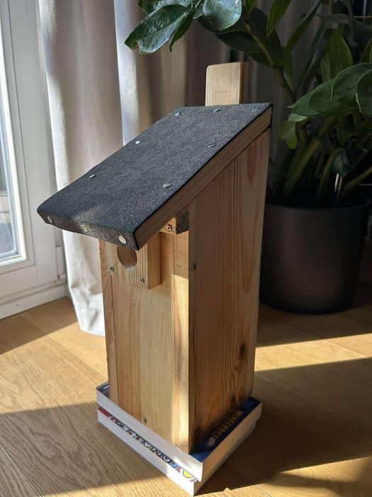 Budka lęgowa dla ptaków, wyeliminuj komary na działce!