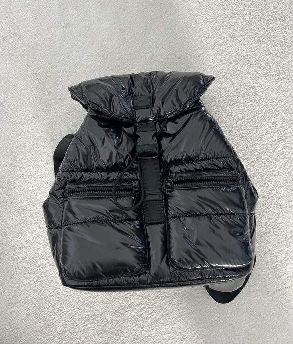 Mochila DKNY preta