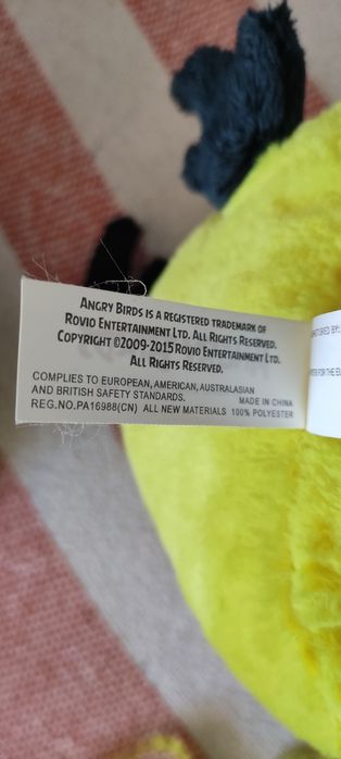 2 peluches Angry Birds