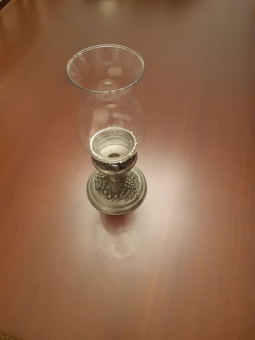 Tin candlesticks437317506077839362