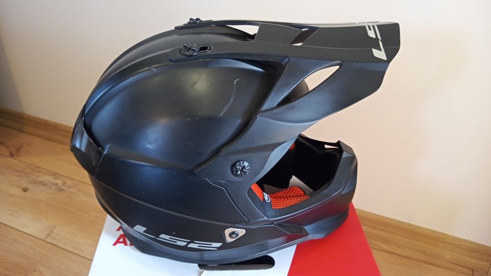 Kask crossowy ls2