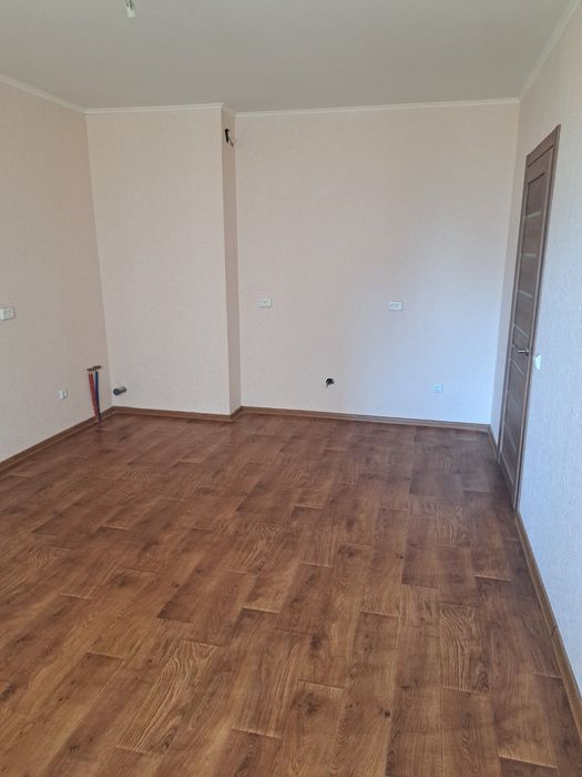 Продам новобудову 2к ЖК  Ревуцький Ревуцького 54.м Харківська Позняки