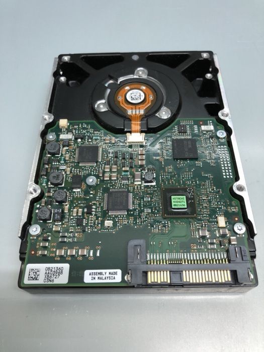 Selling Hitachi IBM SAS 15k RPM disks64563978080770121