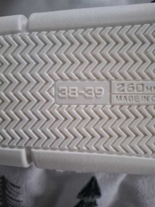 Kapcie zimowe damskie