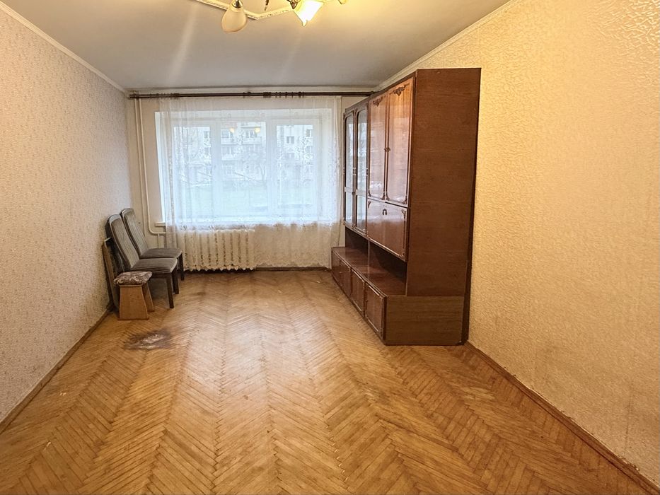 Продаж 3-кімнатної квартири на пр. Відродження