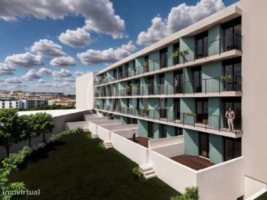 Apartamento T0 com terraço em Costa Cabral, Porto