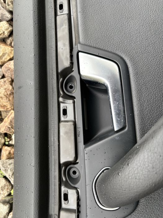Komplet klamek podswietlanych wewnetrznych audi a4b7