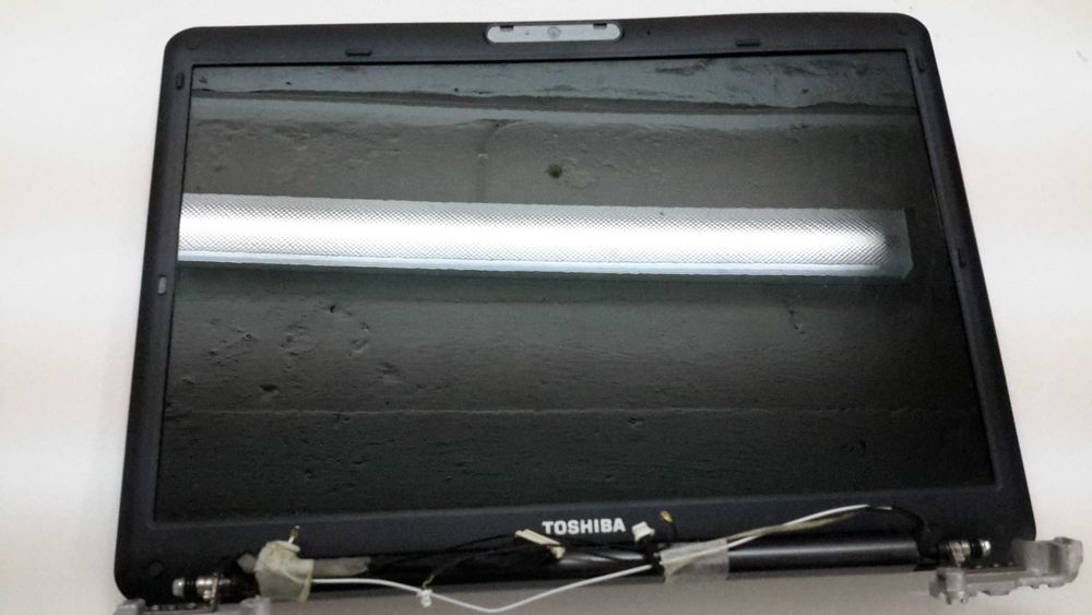 Fully Functional Laptop Screens.64739572578179120