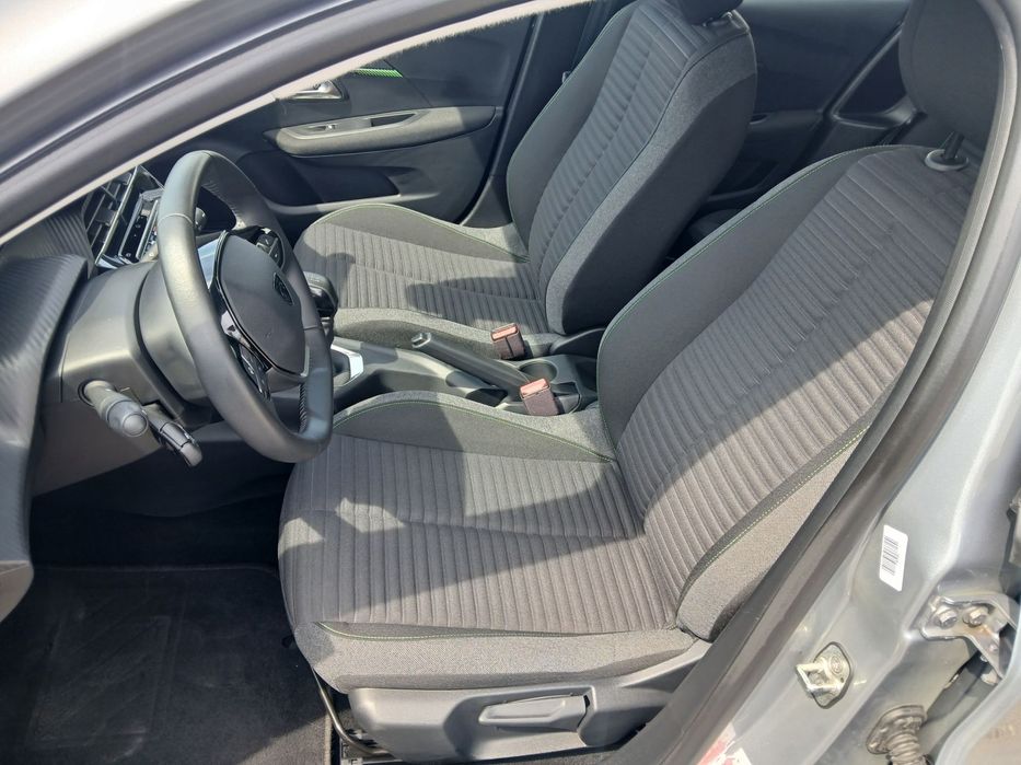 Peugeot 208 1.2 PureTech Active Pack foto 2