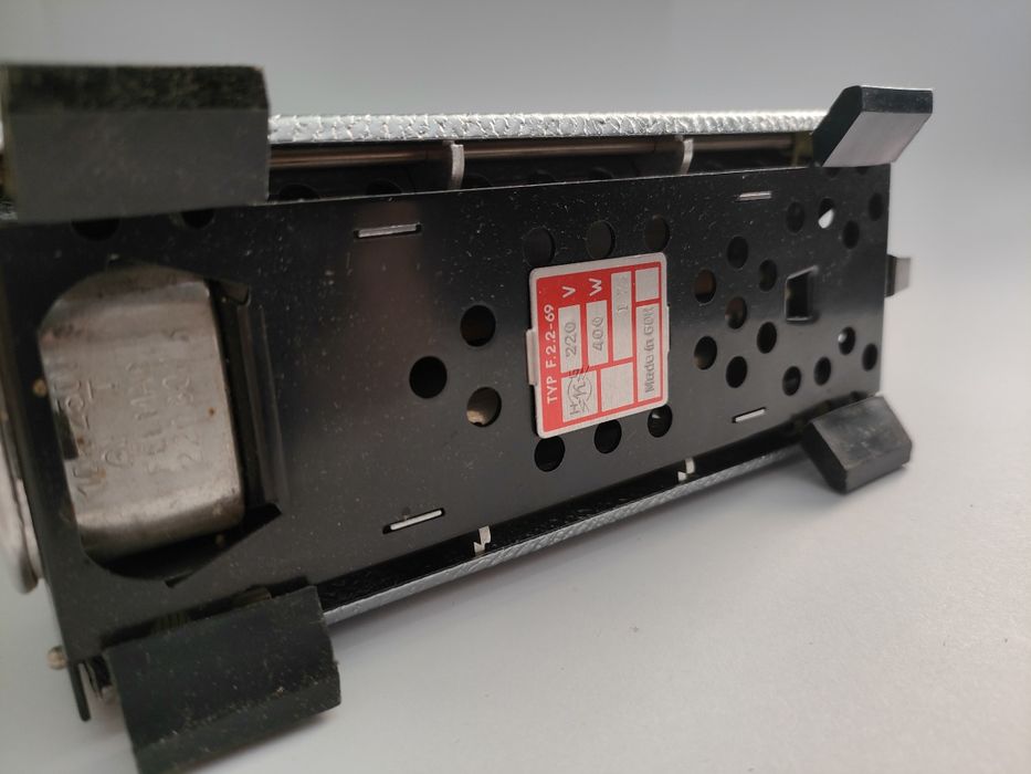 Stary toster PRL opiekacz