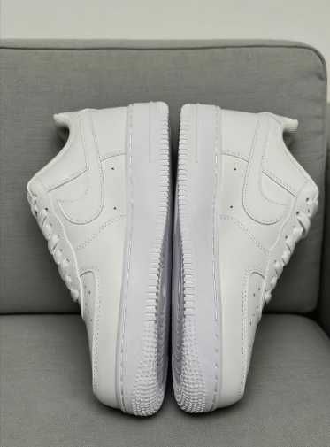 Nike AF1 07 Classic Białe trampki R.44