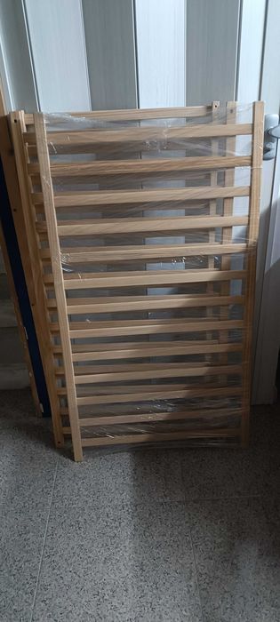 Cama bebé COMO NOVA